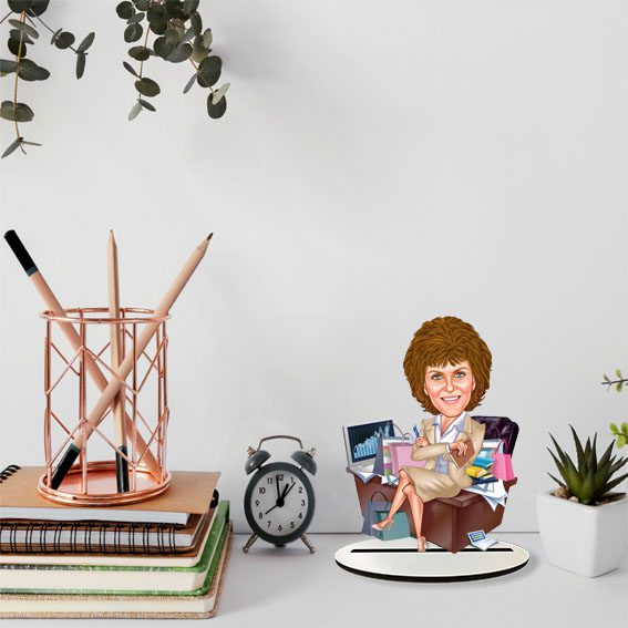 Emekli Tasarımlı Kadın Karikatür Biblo 5