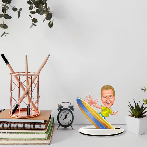 Erkek Sörfçü Karikatür Biblo 2