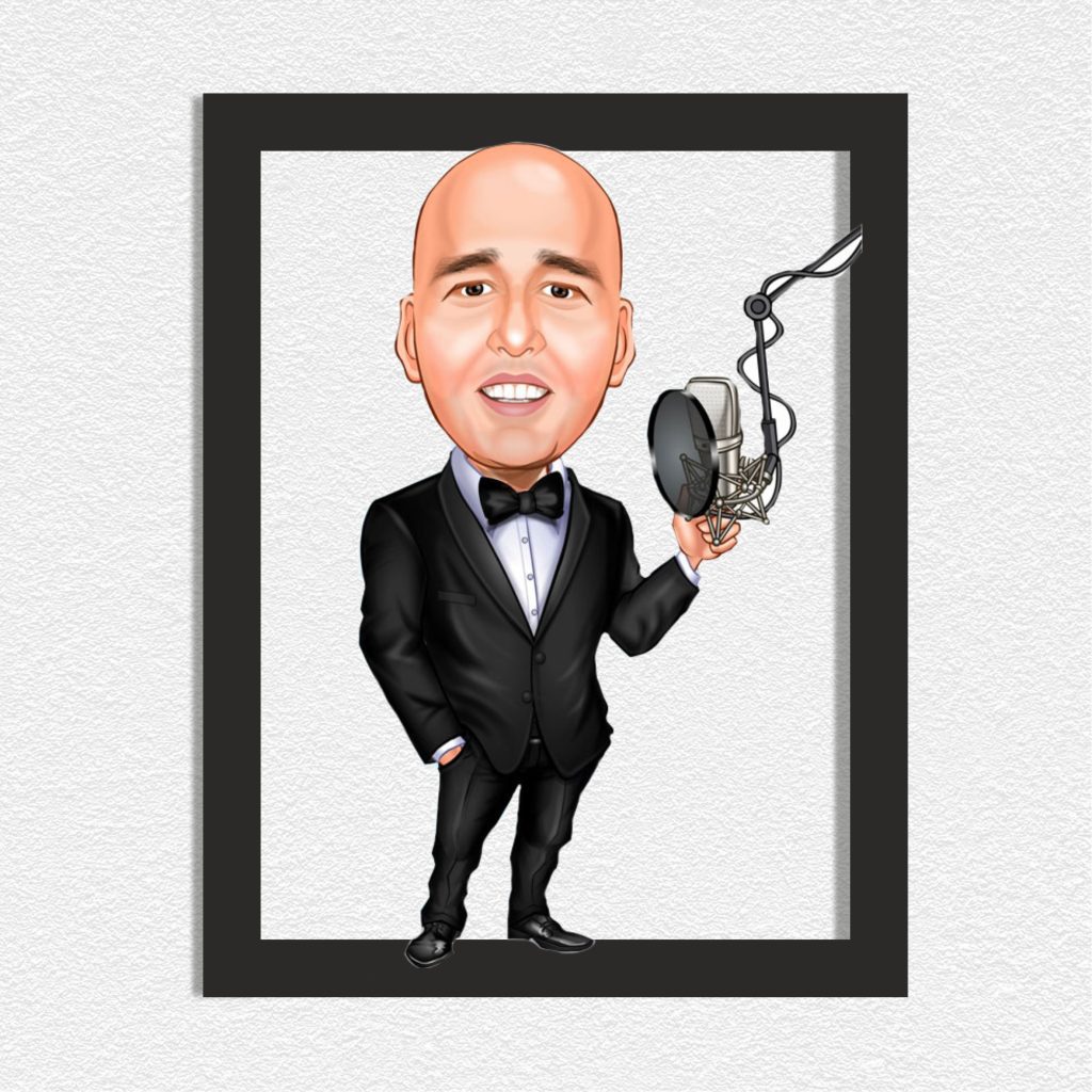 Alternative view of Şarkıcı Erkek 1 Karikatürlü Ahşap Tablo