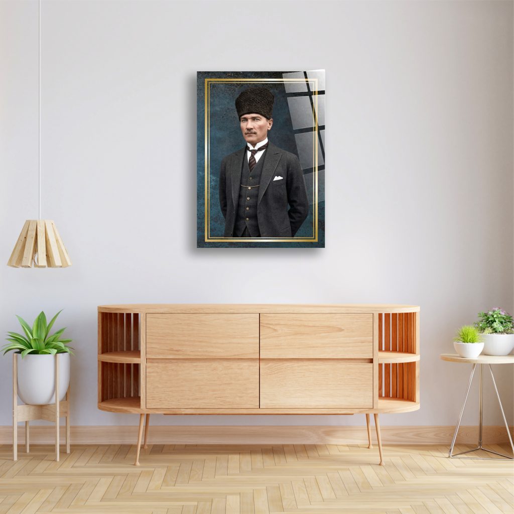 Alternative view of Atatürk Cam Tablo 22