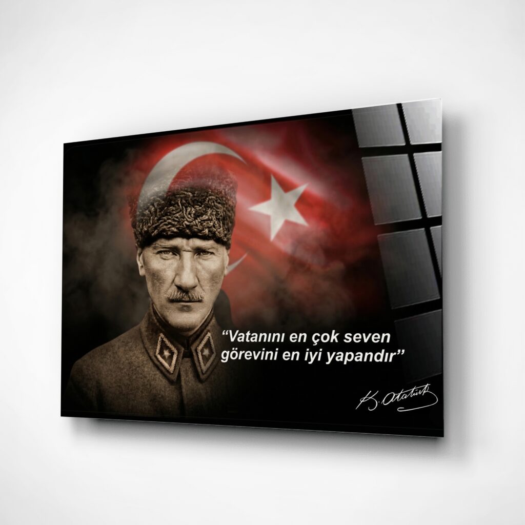 Atatürk Portre Cam Tablo – Çerçevesiz UV Baskı – Model 44